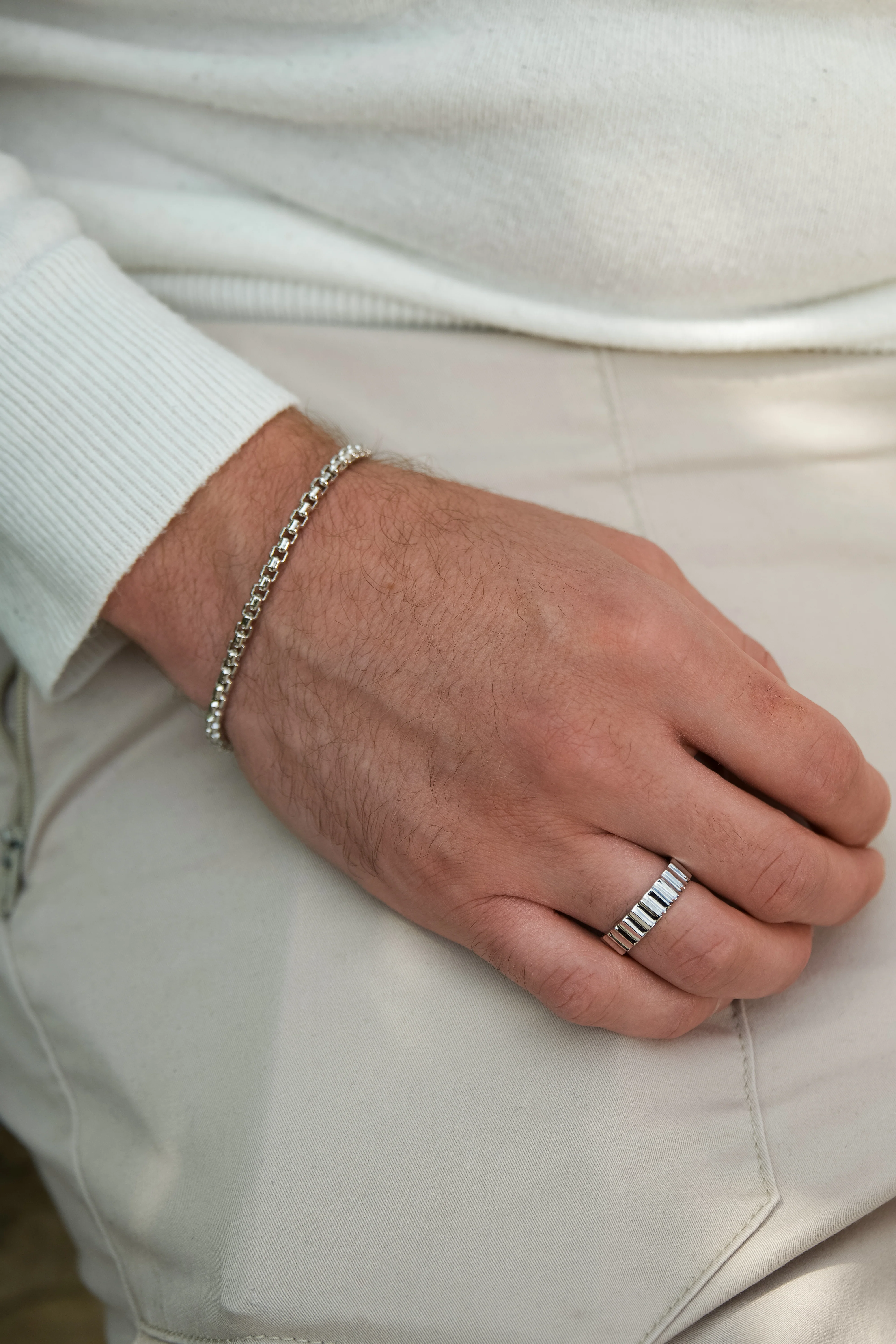 Signature 4mm Box Chain Bracelet - Image 4